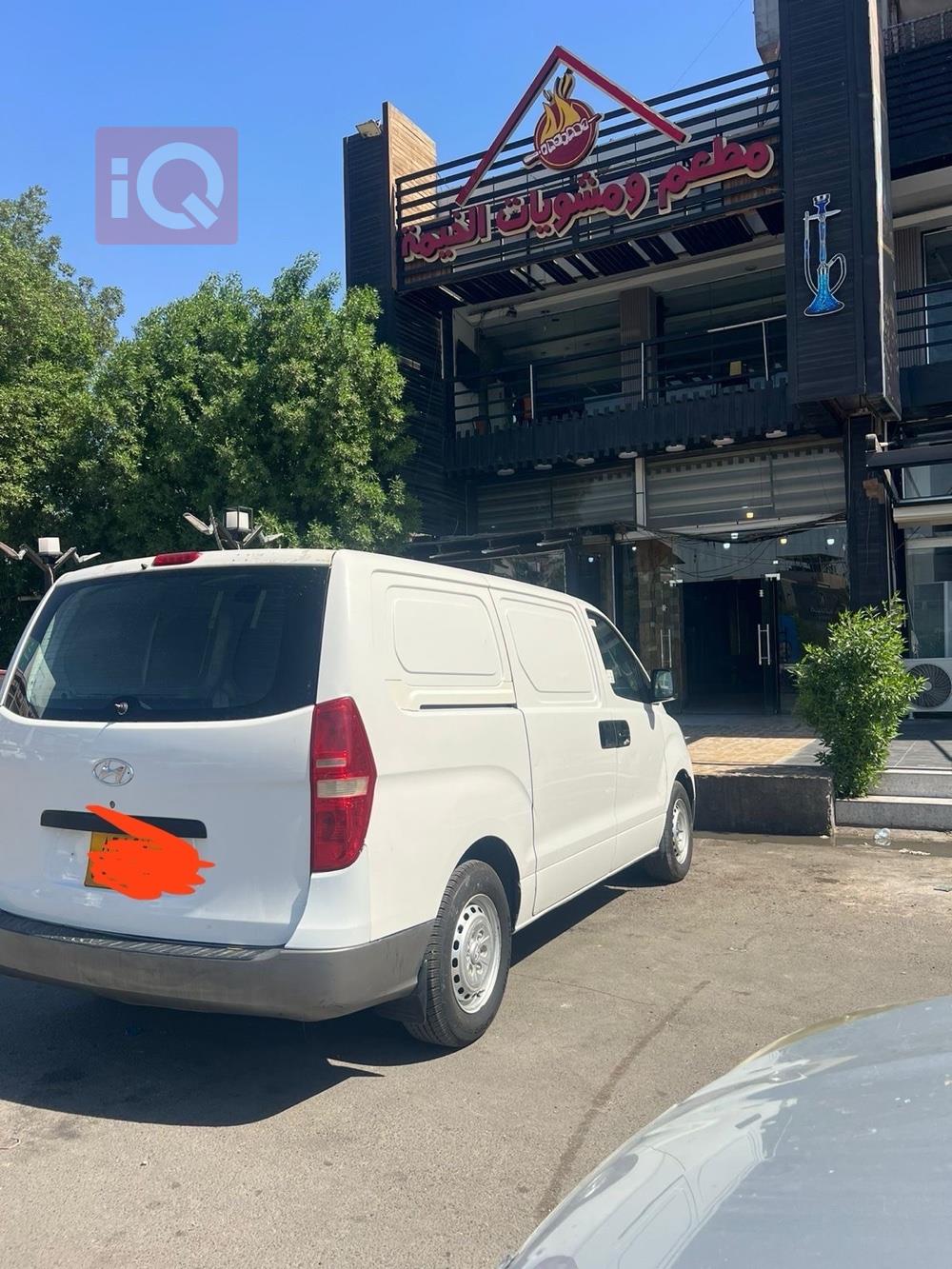 Hyundai H-1